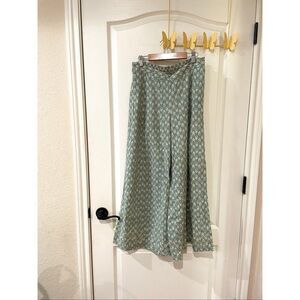 Anthropologie Svrnna Culotte Wide leg Pants Size Small